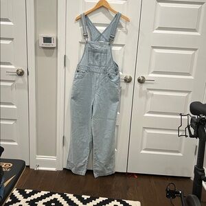 Universal Thread Light Wash Denim Overalls